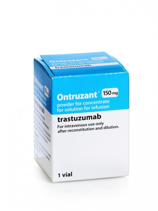 삼성바이오에피스는 최근 미국 FDA에 표적치료제인 허셉틴의 바이오시밀러 제품인 온트루잔트 420mg 판매 승인을 받았다. 사진은 150mg 용량 제품./삼성바이오에피스 제공