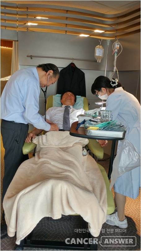 일본에서 NK세포 면역치료를 하고 있는 모습. 한국에서는 이 치료를 받을 수 없다.