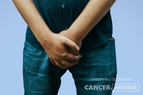 전립선비대증은 빈뇨, 야간뇨 등으로 인해 삶의 질을 극도로 악화시킨다. 주로 50대 이상에서 많이 생기는데, 최근 40대 이하의 전립선비대증 환자가 늘어나는 추세다./게티이미지뱅크