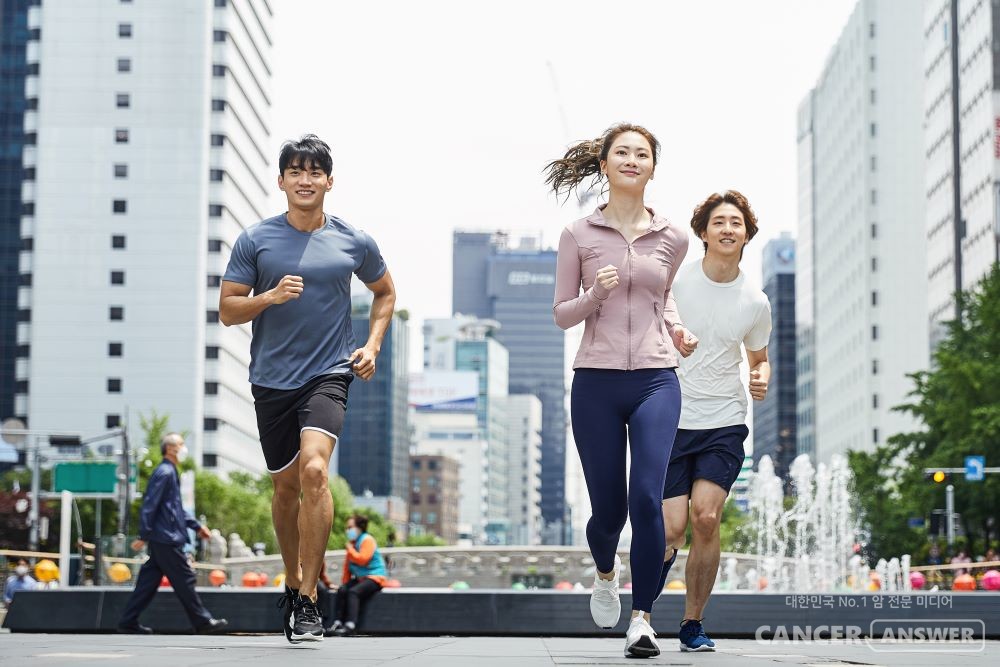 심장을 위협하는 스트레스와 비만에서 벗어나기 위해 유산소운동을 하는 등 액티브한 여가활동을 하는 것이 좋다. / 게티이미지뱅크
