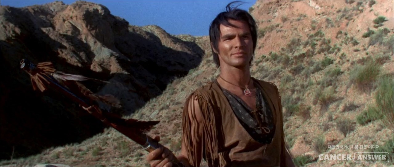 1966년 버트 레이놀즈가 주연한 영화 '나바호 조'의 한 장면. 나바호는 빠르고 진지한 러너들이었다고 알려져 있다. / imdb.com