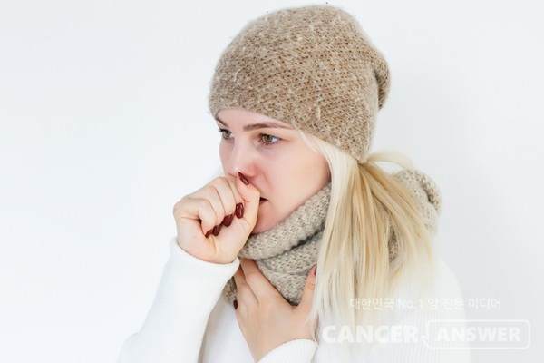 ​입안이 마르고 텁텁하게 느껴진다면 구강건조증을 의심해볼 수 있다. /게티이미지뱅크​