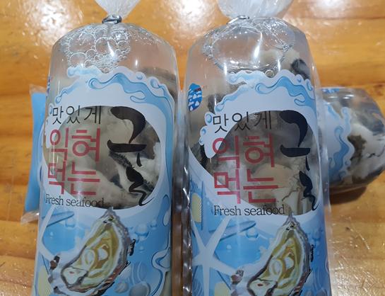 ‘가열조리용’, ‘익혀먹는’ 등의 표시가 있는 굴은 노로바이러스가 확인된 해역에서 생산된 제품이기 때문에 반드시 익혀 먹어야 한다. /사진제공=식품의약품안전처