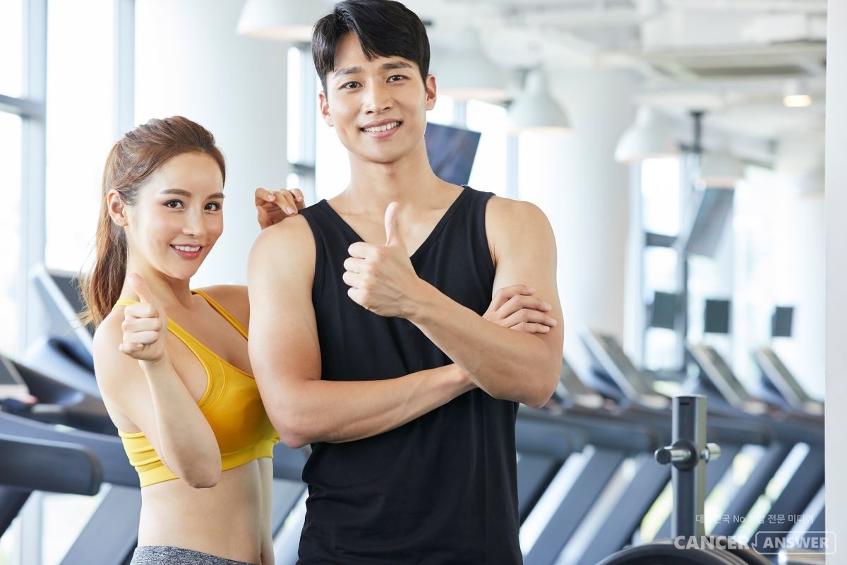 운동성 두통 없이 운동을 하려면, 자신의 체력 한계를 잘 알고, 적절한 수준에서 운동방법과 영양에 대해 생각하면서 강도를 높여가야 한다. / xframe