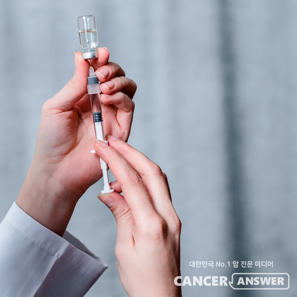 대상포진을 예방하려면 백신을 맞는 것이 좋은 방법. 1회 접종으로 예방이 가능하다. / 게티이미지뱅크