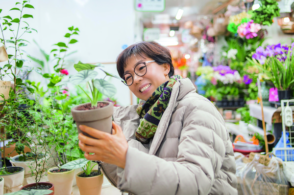 폐암이 재발해 4기 진단을 받았지만 암환우들에게 희망을 주는 삶을 사는 목표를 세운 정수빈씨.