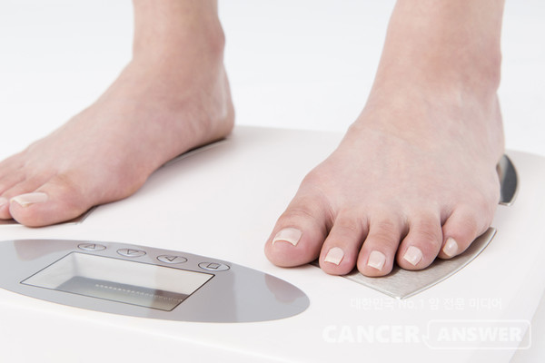 체중변화가 심한 40대 남성은 암 발병 위험이 높다는 연구결과를 서울대병원 박민선 교수 연구팀이 발표했다./게티이미지뱅크