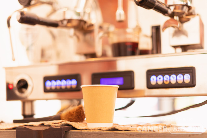 커피숍과 헬스클럽이 늘어나면 비만율이 떨어진다는 연구결과가 나왔다. 커피숍의 효과가 헬스클럽보다 크다는 점이 이채롭다. / 사진 KOFRUM