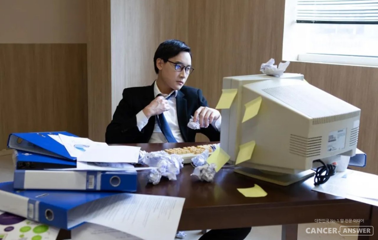 일상의 스트레스와 나쁜 식습관, 운동 부족 등은 젊은층의 고혈압 유병률을 높이고 있다. / xframe