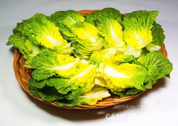 가장 먼저 봄을 알리는 봄동이 제철이다./게티이미지뱅크