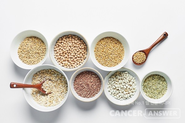 건강을 생각한다면 백미보다 현미와 잡곡을 섭취하는 것이 좋다./게티이미지뱅크