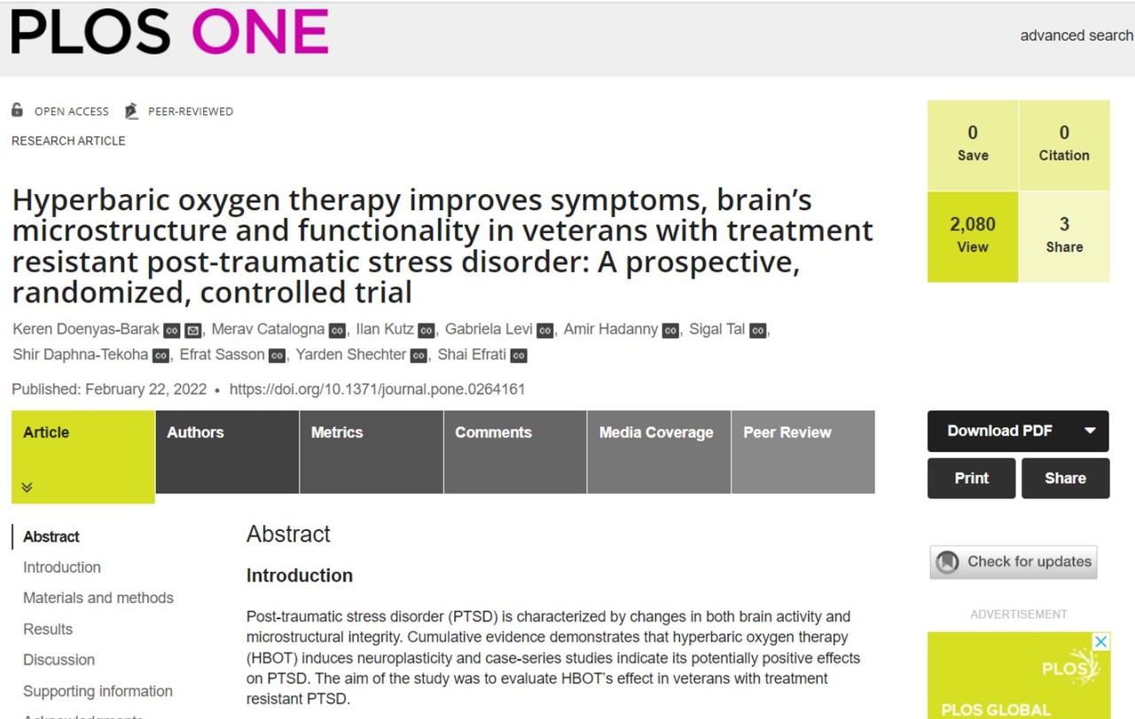 심리적 치료에 의존하던 PTSD의 치료에 물리적 치료의 가능성을 연 이스라엘 연구팀의 고압산소요법 연구를 실은 'PLOS One'과 그 결과를 보도한 'The Times of Israel'.