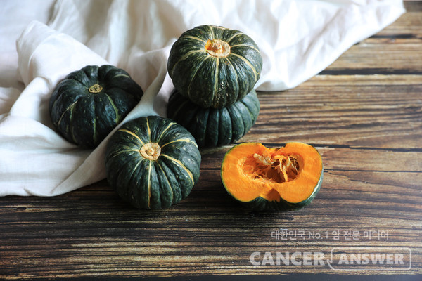 8월이 제철인 단호박은 항암과 노화 방지 효과가 있다./게티이미지뱅크