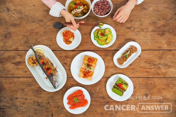 식용곤충인 고소애가 암 환자의 단백질 섭취량을 늘려주는 등 영양지표 개선이 도움이 된다는 연구 결과가 발표됐다./게티이미지뱅크