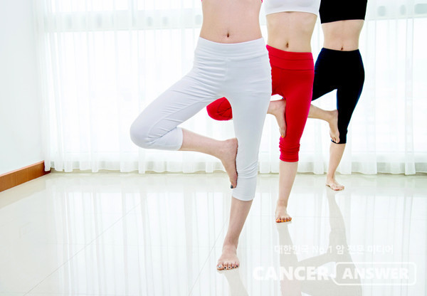 한쪽 다리로 10초 이상 버틸 수 있는 지를 통해 조기 사망 위험도를 예측할 수 있다./게티이미지뱅크