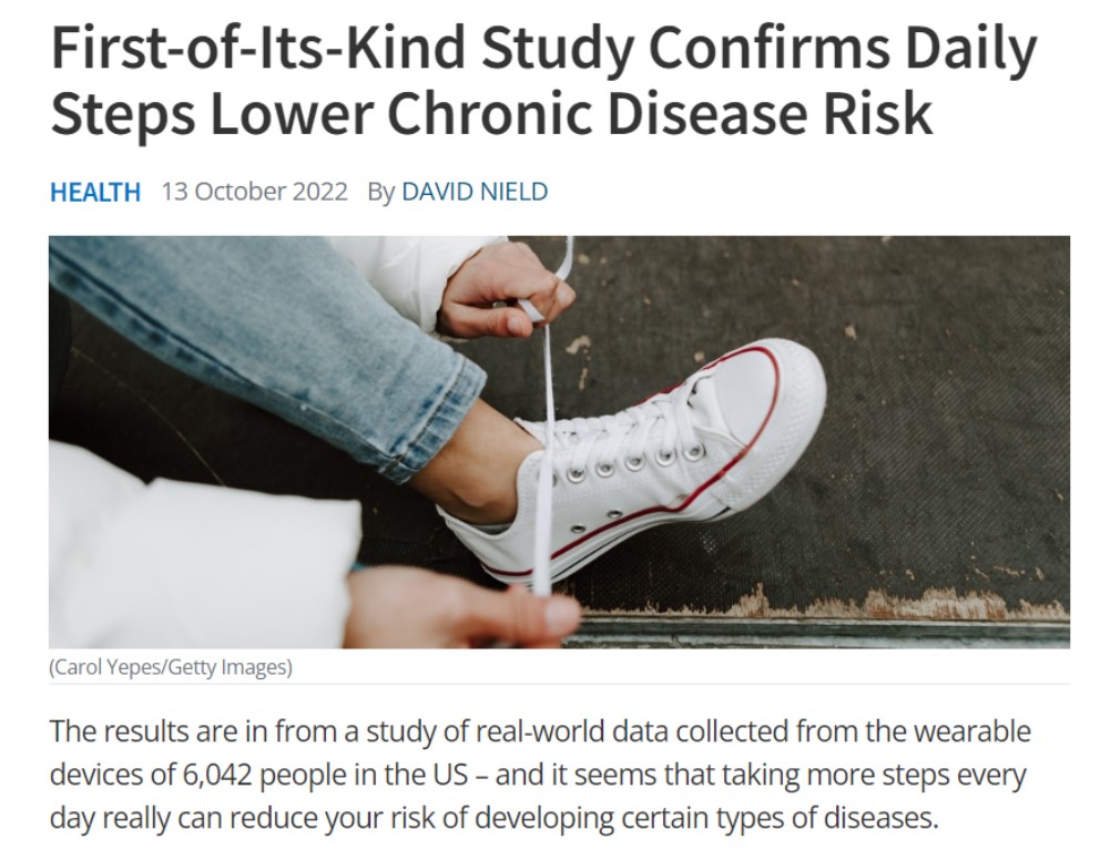 매일 8200보 이상 걸으면 비만을 비롯한 각종 질병을 예방할 수 있다는 실제측정 연구 결과가 발표된 'nature medicine'과 이를 보도한 'science alert'.