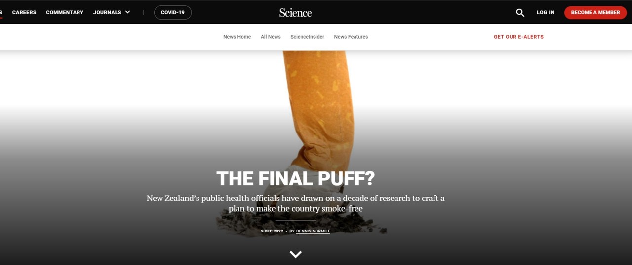 2009년 이후 출생자는 앞으로 담배를 영영 살 수 없다는 법을 뉴질랜드 의회가 통과시켰다는 소식을 전하고 있는 'the Guardian'과 뉴질랜드의 금연 실험을 상세히 분석한 'Science'.