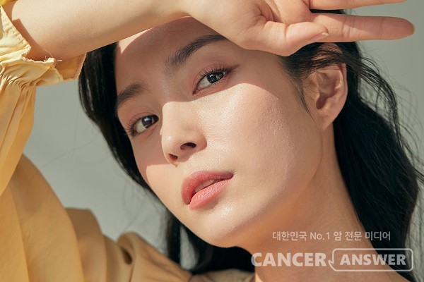 피부암 예방을 위해서는 자외선 차단이 가장 중요하다. 3시간 이상 야외 활동을 할 때에는 자외선차단제를 바르고, 1시간 간격으로 덧바르는 게 좋다./게티이미지뱅크