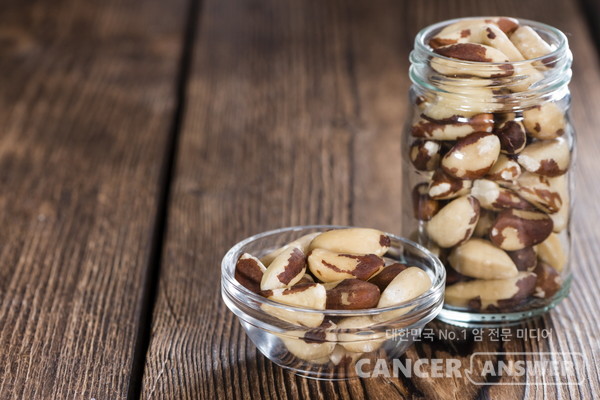 하루 2~3알만 먹어도 셀레늄 1일 권장섭취량을 충족하는 브라질너트./게티이미지뱅크