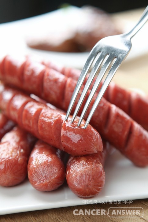 소시지와 햄의 보존, 발색을 위해 들어가는 아질산나트륨이 '자살 위해 물건'으로 지정될 계획이다./게티이미지뱅크