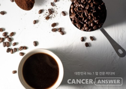 커피의 건강 효과를 충분히 누리고 싶다면 신맛이 나는 아라비카 원두를 적당히 볶은 것을 마시면 도 좋다고 한다./ unsplash