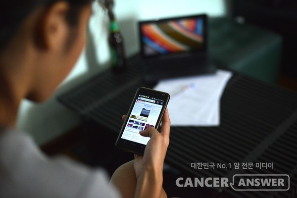 휴대전화 사용과 뇌종양 발생 간에는 아무런 관계가 없는 것으로 나타났다. 세계보건기구(WHO)는 호주와 독일, 뉴질랜드, 스웨덴, 스위스 등 국제 공동 연구진이 1994~2022년에 발표된 논문 63편을 분석한 결과 이 같은 사실이 확인됐다고 3일 밝혔다.