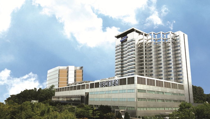 삼성서울병원, 서울아산병원, 서울대병원이 미국 시사주간지 뉴스위크가 선정한 세 ‘2025 임상분야별 세계 최고 병원(World’s Best Specialized Hospitals)’ 암 분야 톱10에 이름을 올렸다. 사진은 삼성서울병원 전경.