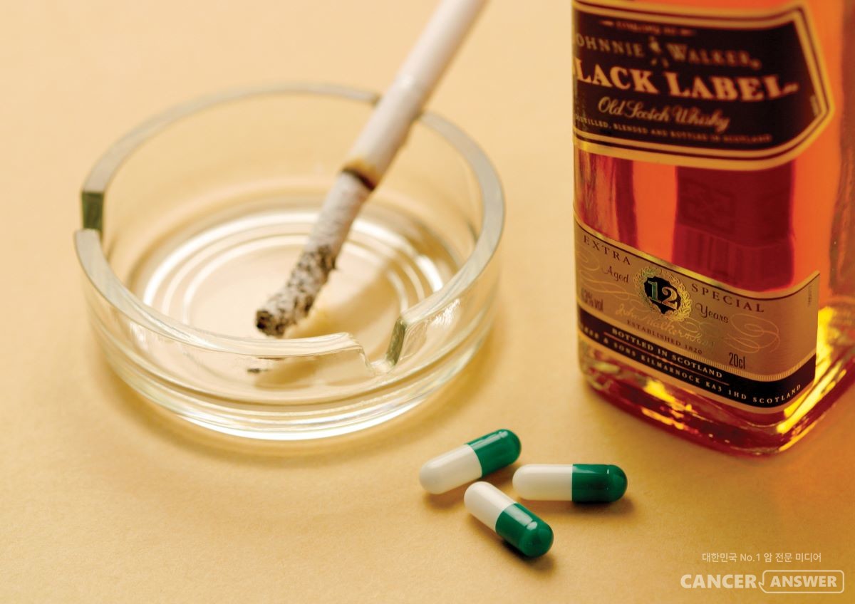 흡연, 음주, 신체활동 부족이 한국 남성 노인의 암 발생 위험을 크게 높인다는 연구 결과가 나왔다./ 게티이미지뱅크