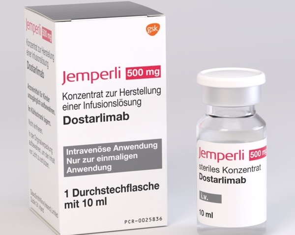 10월부터는 ‘새로 진단된 진행성 또는 재발성 불일치 복구결함(dMMR)/고빈도 현미부수체 불안정(MSI-H) 자궁내막암’ 성인 환자가 ‘카보플라틴+파클리탁셀+젬퍼리’ 병용요법으로 1차치료를 받을 경우 건강보험 혜택을 받아 젬퍼리 약값의 5%만 내도 된다.